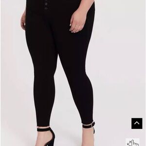 Black High-Waisted Leggings